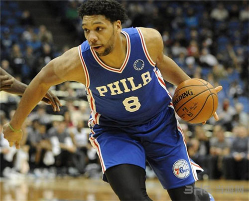 样的背景下 样的背景下